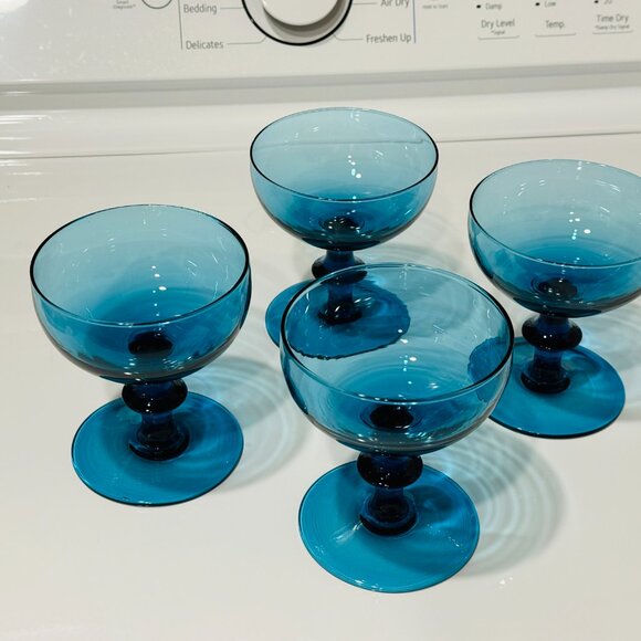 MCM Set of 4 "Teal/London Blue" Italian Art Coupe Glasses - Picture 7 of 17